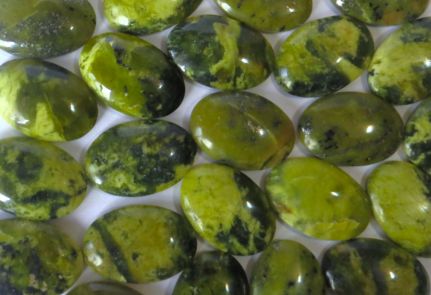 Peruvian Serpentine Gemstone Peruvian Minerals